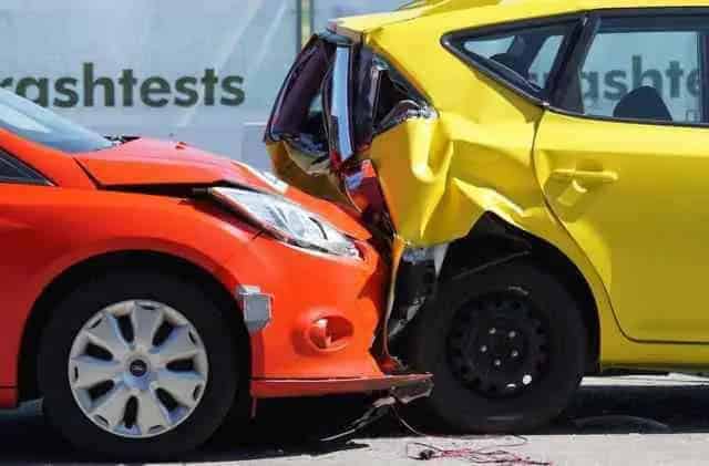 App Controllo Assicurazione Auto