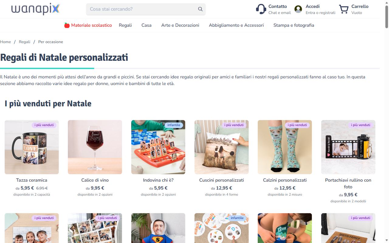 La sezione regali di Natale personalizzati di Wanapix con i più venduti: tazze, calici, cuscini e calzini con la foto