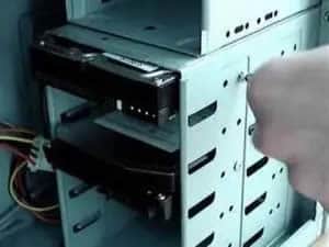 Come Sostituire l'Hard Disk del Computer Fisso